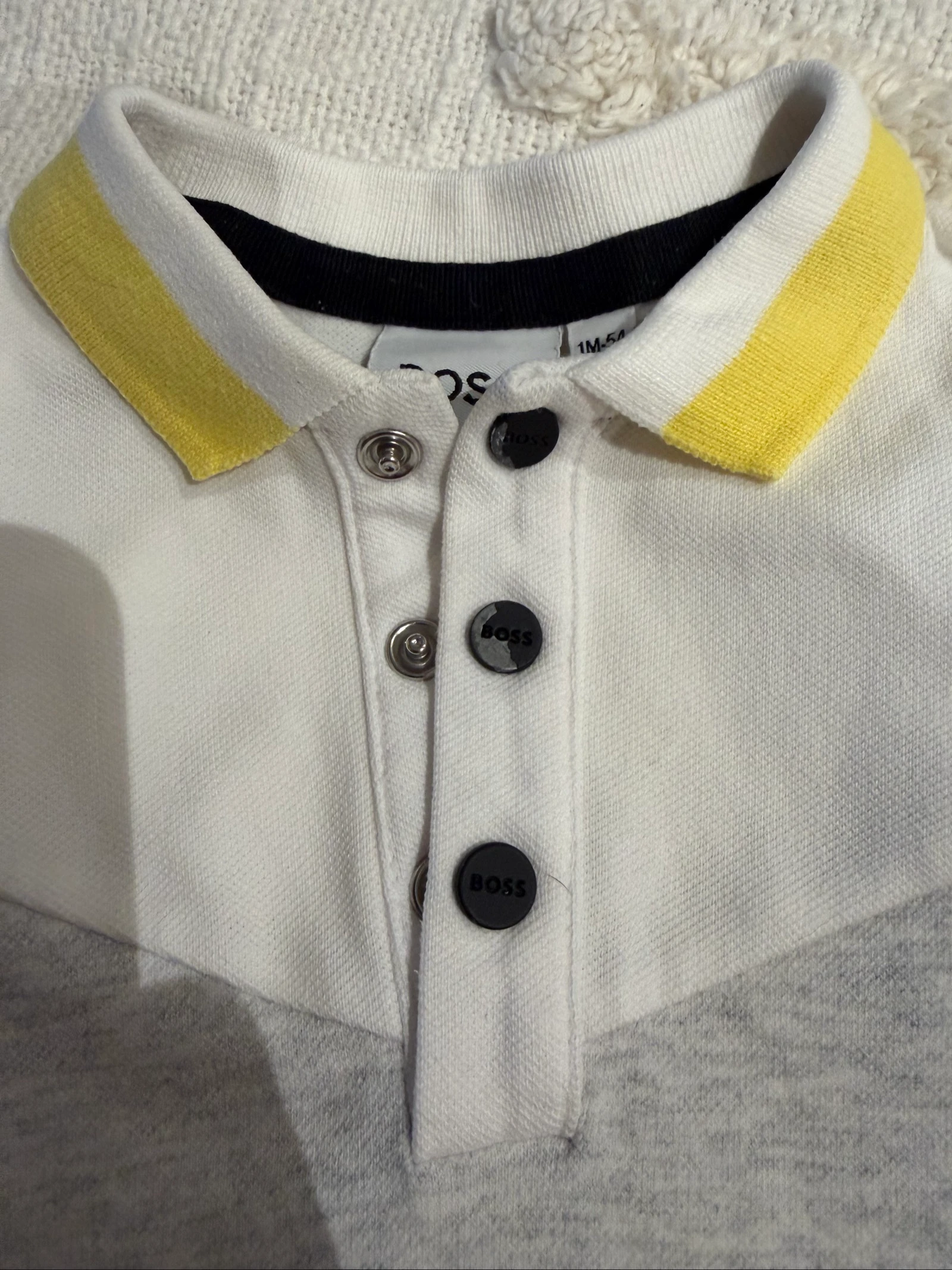 Traje bebé - Boss - talla 0 en buen estado – photo 4